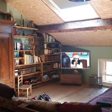 Maison Proche De La Nature Querigut Экстерьер фото