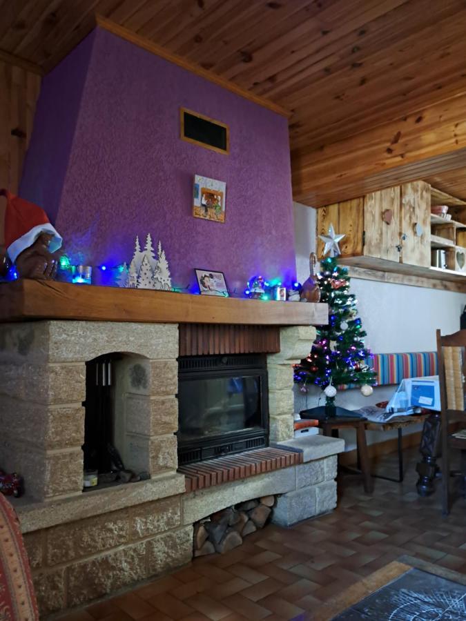 Maison Proche De La Nature Querigut Экстерьер фото